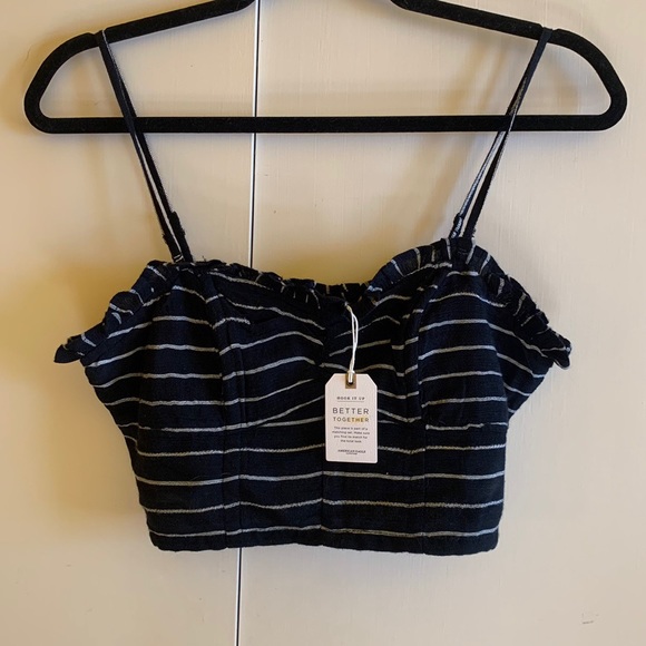 NWT Navy Striped Crop Top - Picture 1 of 4